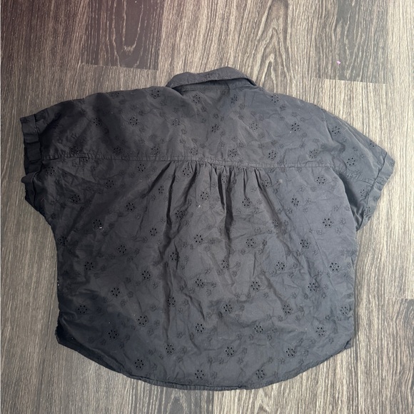 Cropped Button Up - Picture 3 of 3